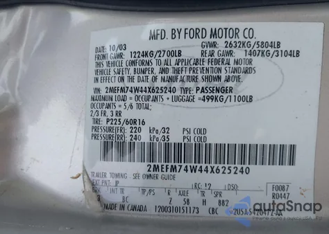 2004 Mercury Grand Marquis Gs z USA, uszkodzony, nr VIN 2MEFM74W44X625240